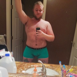 tuckhasthoughts:  “Chubster wears new underwear.”