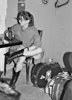  Sonic Youth: Kim Gordon, Dancetaria in New York, 18 June 1982.