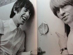 keef—richards:  rolloroberson:  Keith and Brian have a