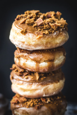 liftheavy-dreambig:  fattributes:  Coffee-Biscoff-Bacon Doughnuts