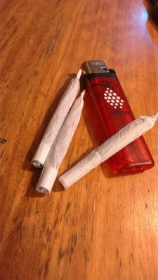 lahueona:  Pa quedar con ojitos de marihuanera