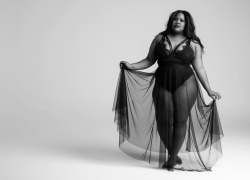 psl:  frontpagewoman:  Amber Riley-photos by Lance Gross   😍