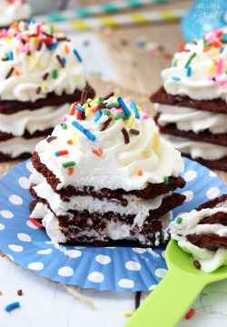 sweetoothgirl:  Brownie Brittle Birthday Cake Icebox Cupcakes