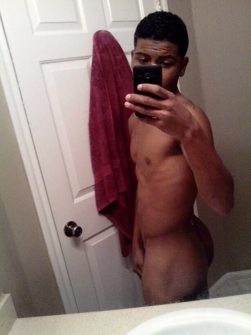 quistopherharrell:  chocobussy:  ðŸ˜ðŸ˜ðŸ˜âœŒâœŒðŸ”¥ðŸ”¥  Hot lil dude  Please follow:1.http://nudeselfshots-blackmen.tumblr.com/2.http://gayhornythingz.tumblr.com/3.http://nudeselfshotsofmen.tumblr.com/