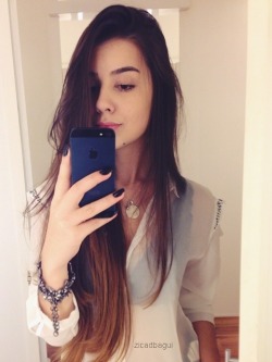 baixinha e felina