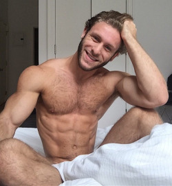 beautifulsexymens:  beautiful sexy men… over 25,000 followers