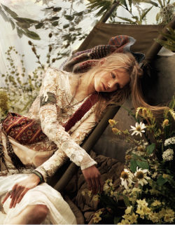 ggypsychedelicc:Flair Magazine 16 // Gimme Shelter Model: Hedvig