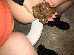 scatgoddess:  My last poop should have fell on your face!! 12