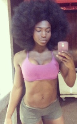 odyssey2fit:  QUIANA AKA Q   Muscle fit goddess