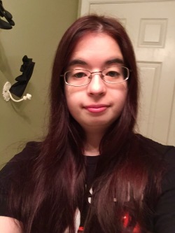 aobarose:  Re-dyed my hair.  How do you make selfies with good