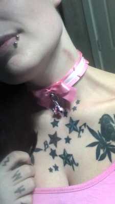 mewmewziggy:  master officially collared me last night and it