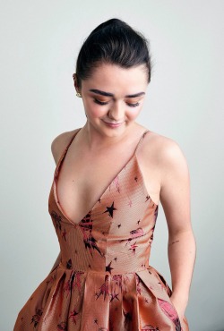 bluebelles1: Maisie Williams