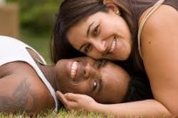 white-women-seeking-black-men:  So sweet couple… bless them… 