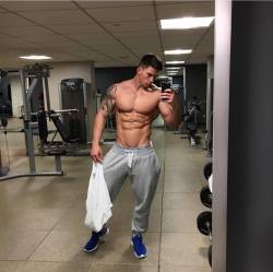 fitmen1:Craig Morton