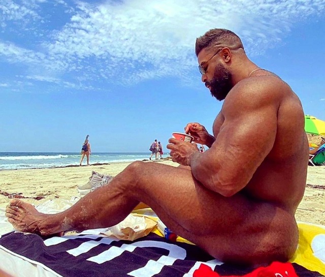black-bull-ass:Check it out