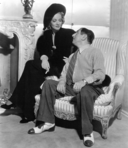 divadietrich:  Marlene Dietrich and Ernst Lubitsch on the set