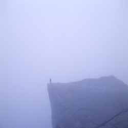 untrustyou:  pulpit rock  by the69th