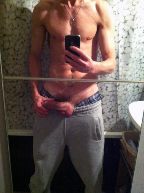 bigcocksandniceasses:  bigcocksandniceasses.tumblr.com  hot cock bigcocksandniceasses.tumblr.com please follow for more pictures and videos like this bigcocksandniceasses.tumblr.com</p>