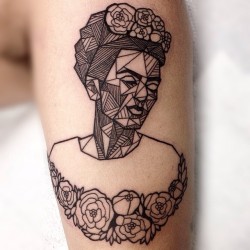 tattoo-findr:  Done by Roberto Euán http://www.instagram.com/goldlagrimas