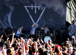 psychotic-:  The Devil Wears Prada Vans Warped Tour 2014. Mesa,