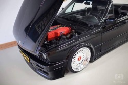 BMW e30