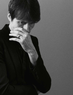modzikmag:  Suede’s singer Brett Anderson in the last issue