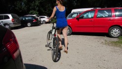 goere-silvi:  Emma mit dem Fahrrad unterwegs