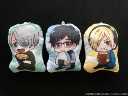 yoimerchandise: YOI x Bell House Gyugyutto Marshmallow Cushion