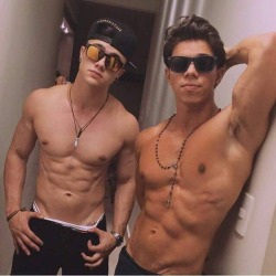 Body-Love-Star