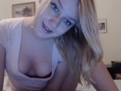 al10nsy:  http://myfreecams.com/#SluttyShelby 