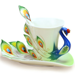 quicksilver-ink:  [A collection of teacups and matching saucers