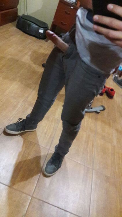 alex24laserena:  Mi rico follonamigo  de 18 años pendejo rico #laserena