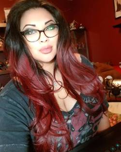 ivydoomkitty: We are streaming Live right now on twitch.tv/ivydoomkitty