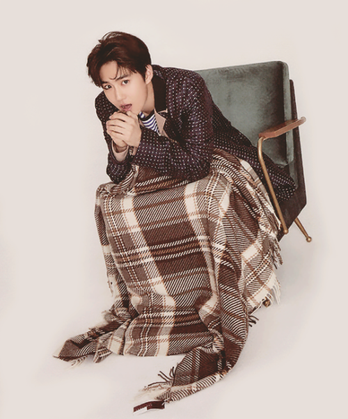 lawlliets:  suho - season greetings 2018 #2 ©