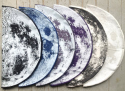 fabulousandthick:  thisisteariffic:  Yes, I’d like a moon pillow