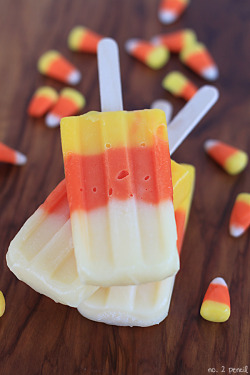 fattiesdelight:  Candy Corn Pudding Pops 