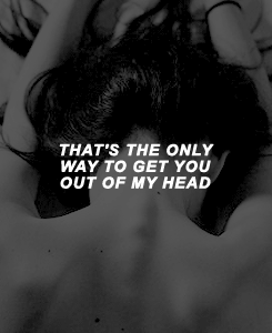 rosecutietyler:melanie martinez // dead to me