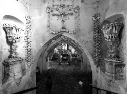 jeffreydamnher:  The Sedlec Ossuary is a small Roman Catholic