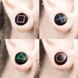 Playstation plugs