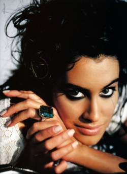 the90ssupermodels:   Yasmeen Ghauri Vogue Paris June 1990 by
