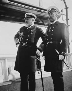 kootyl:  King Edward VII and Tsar Nicholas II. Creator Queen