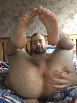 pizzaotter:  Teasing @bearfoothunter this morning with as much