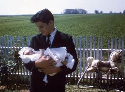 theheftyhideaway:  spookyboy:   Proud Dad and His Daughter, 1950s.