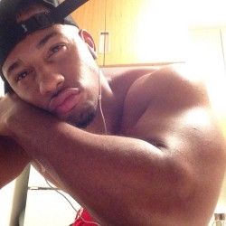 hottestmenontheplanet:  SO this is the definition of a dream