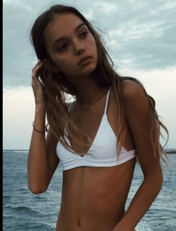 inka-williams-only-me: This Bikini Top Fit me so Nice… Love