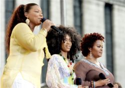 hiphopclassicks:  Queen Latifah x Erykah Badu x Jill Scott  This