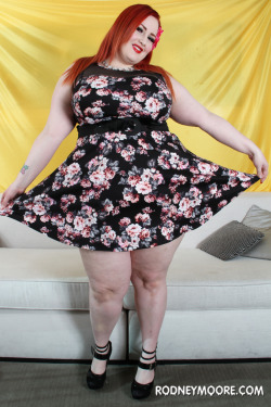 SSBBW Eliza Allure - I really love that fat bitch!