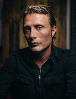 klennnik:Mads Mikkelsen  by Audoin Desforges  