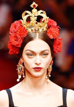 fashion-runways:Dolce & Gabbana at Milan Fashion Week Spring