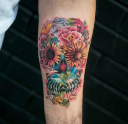 tattooideas123:  Flower Skullhttp://tattooideas247.com/skull-flowers/